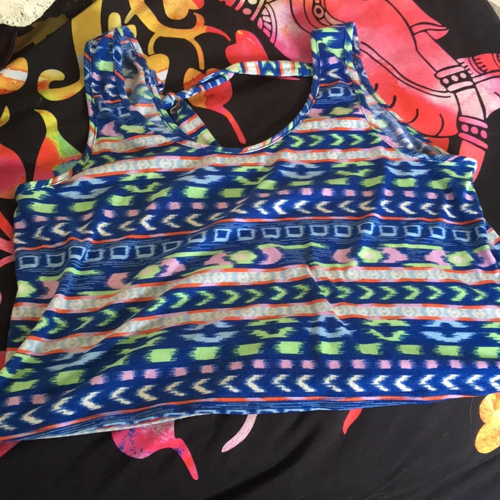 Crop top